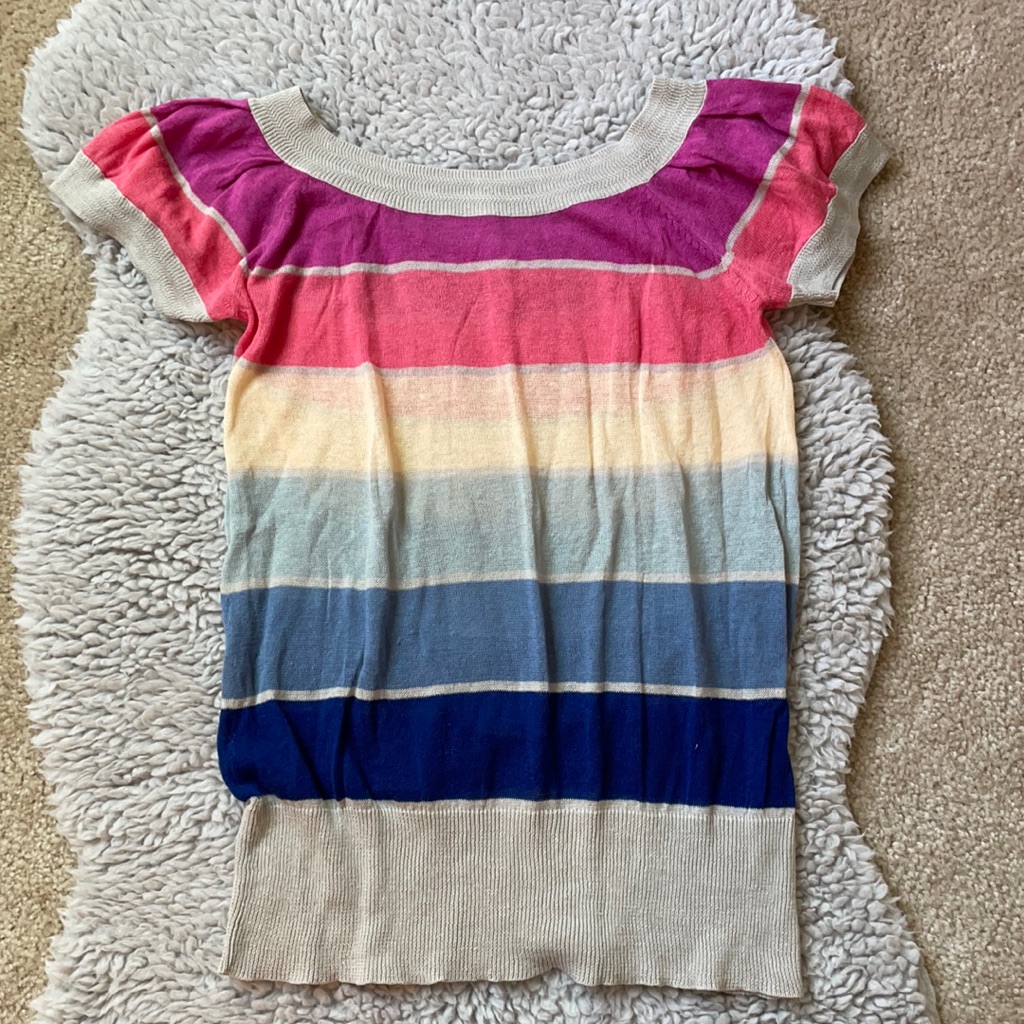 Multi Colored Knot Top